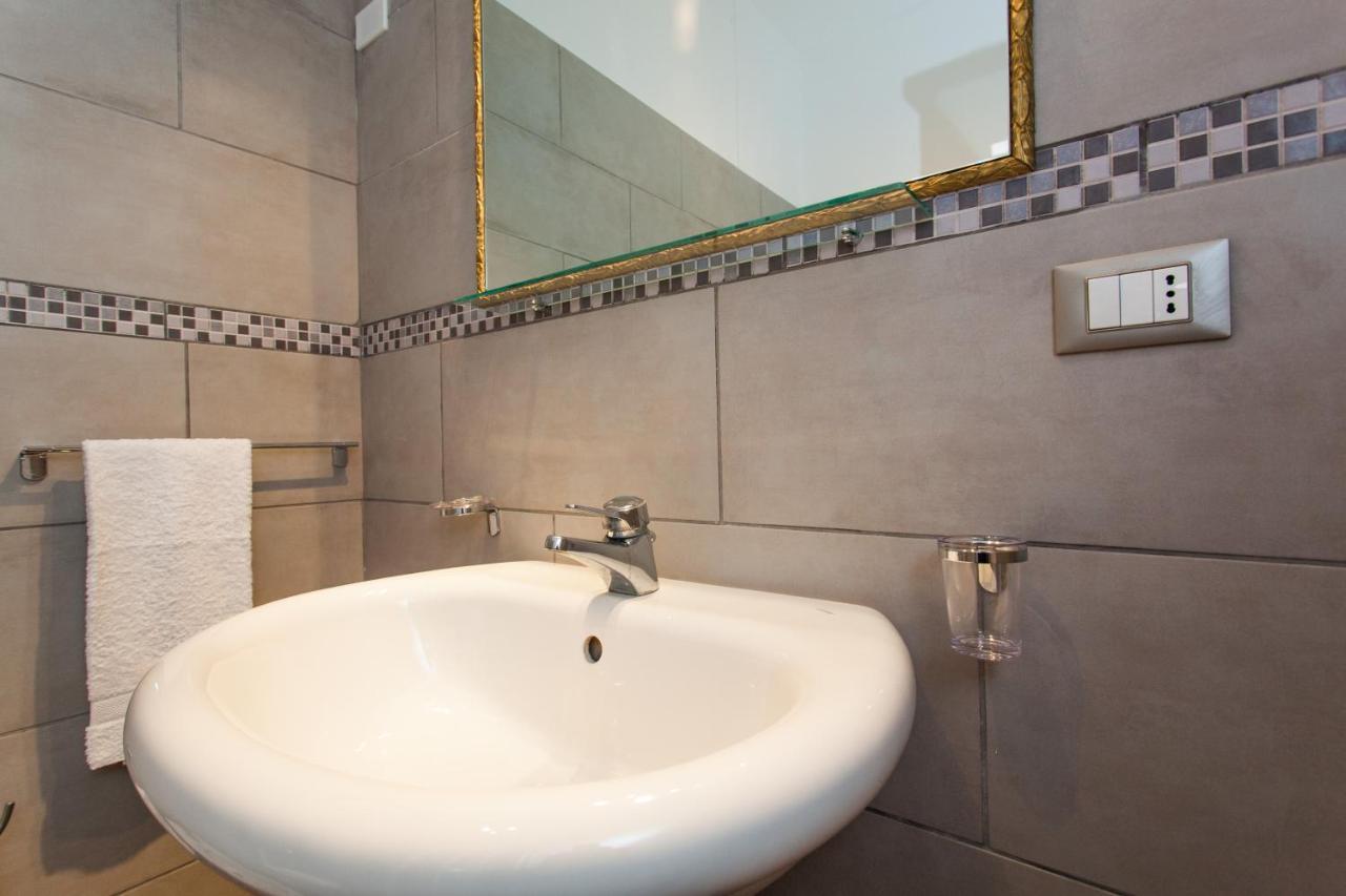פלרמו Abas Centro Storico B&B מראה חיצוני תמונה