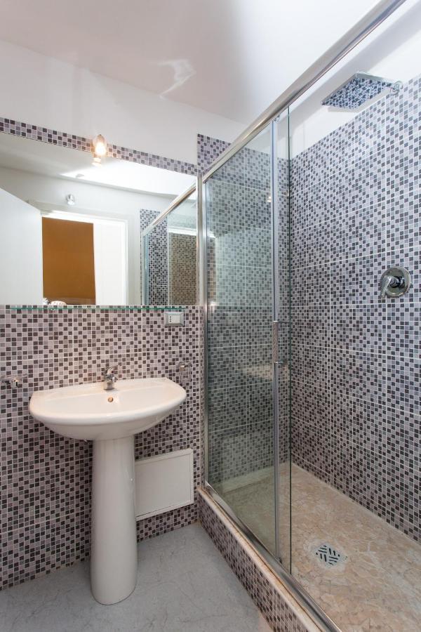 פלרמו Abas Centro Storico B&B מראה חיצוני תמונה